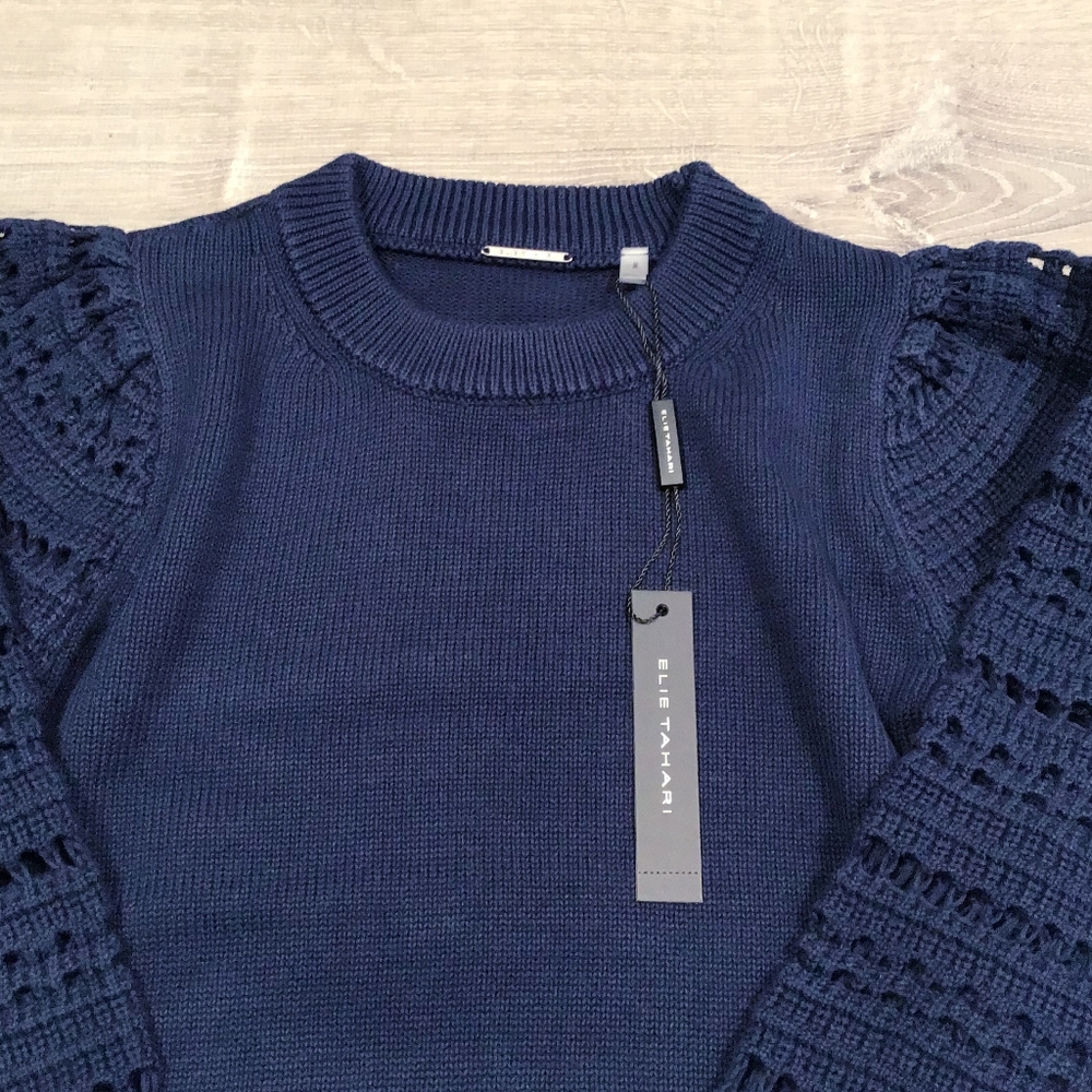 ELIE TAHARI Sophisticated Chic Navy Blue Sweater Top - Picture 5 of 10
